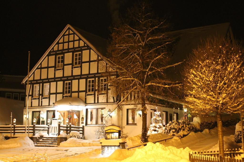 Wuellner'S Landgasthof Schmallenberg Exteriör bild